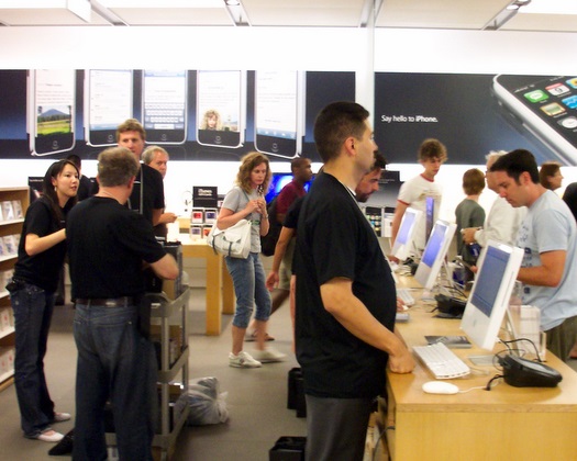 inside-apple-store.jpg